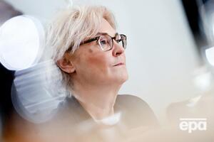 Ламбрехт 16 січня підтвердила, що вирішила піти у відставку