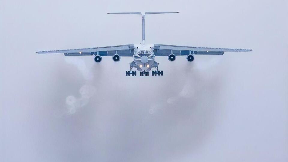 Пролететь просто так в Киев и высадить десант из Ил-76 "не удастся никоим образом", заверил Игнат