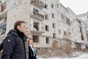 Османи посетил разрушенные оккупантами районы в Бородянке