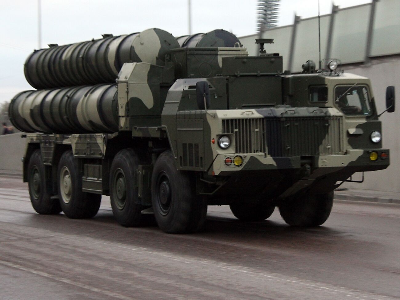 На жилой дом упала одна ракета С-300, отметили в Генштабе ВСУ