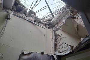 Унаслідок обстрілу окупантами школи пошкоджено роздягальні, спортзал і вікна, зазначив голова Донецької ОВА
