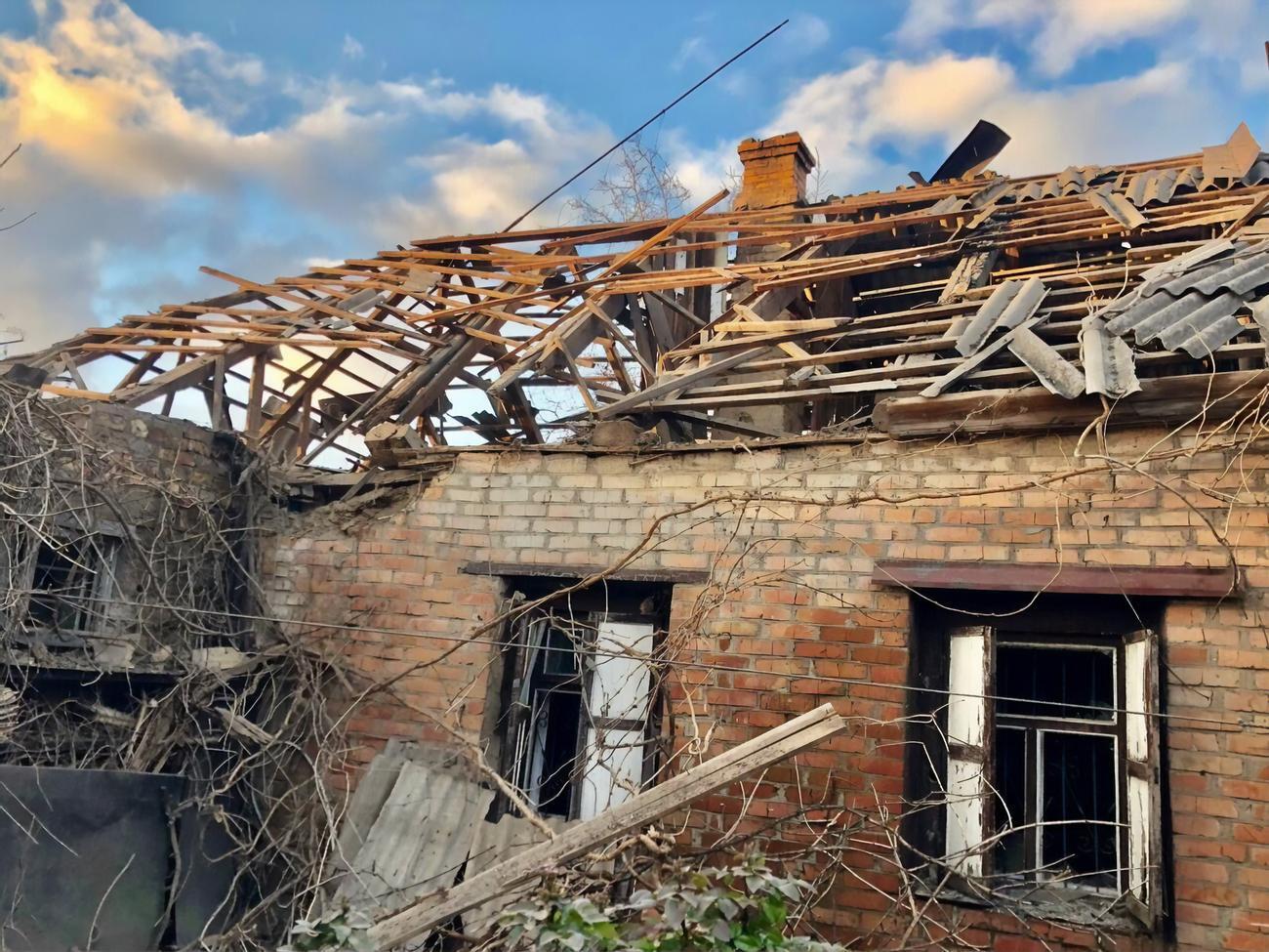 Никополь постоянно находится под обстрелами РФ