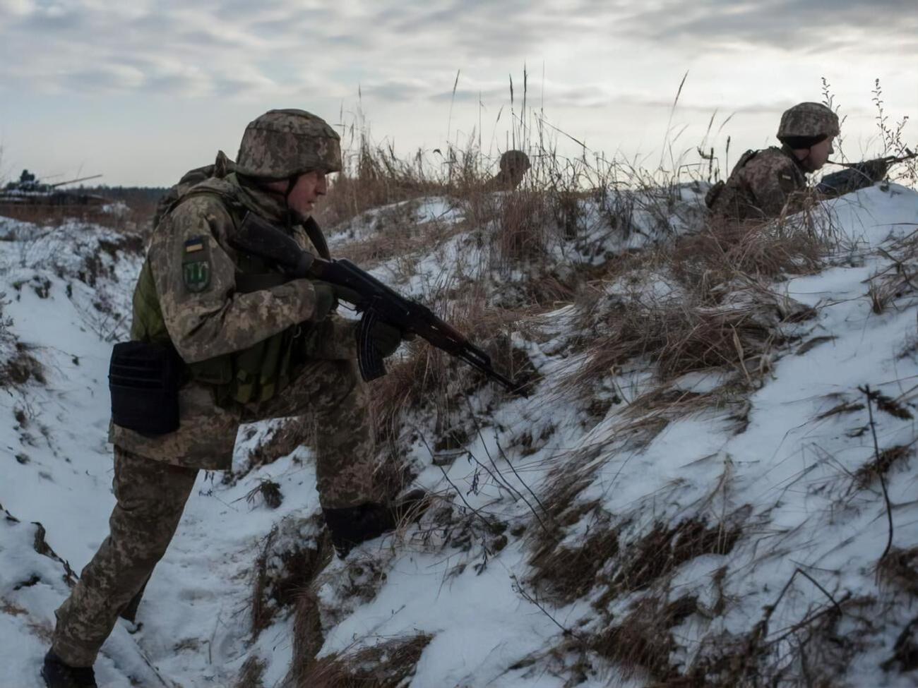 Кроме Кременной, оккупанты пытаются контратаковать вблизи Белогоровки и на сватовском направлении