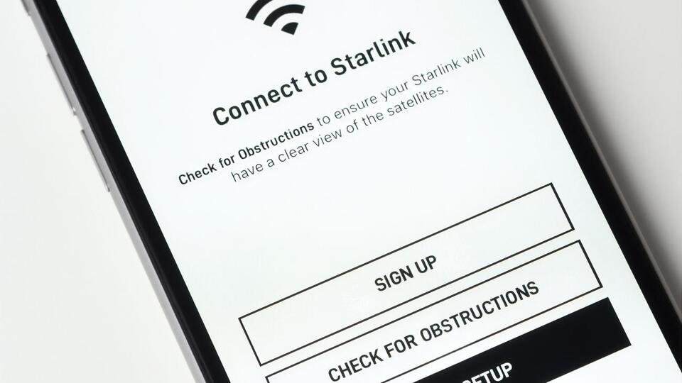 13 січня Федоров говорив, що в Україні вже є майже 30 тис. Starlink