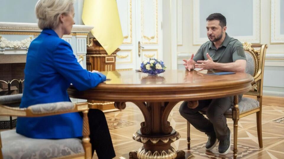 Зеленський подякував особисто фон дер Ляєн за "потужну підтримку"
