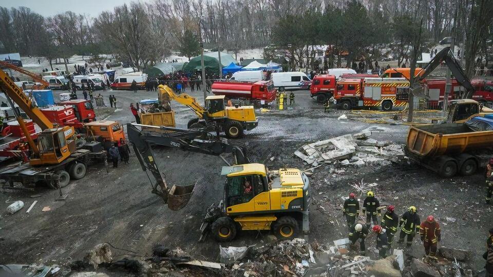 В результате атаки по многоэтажке разрушены 72 квартиры и повреждены еще более 230
