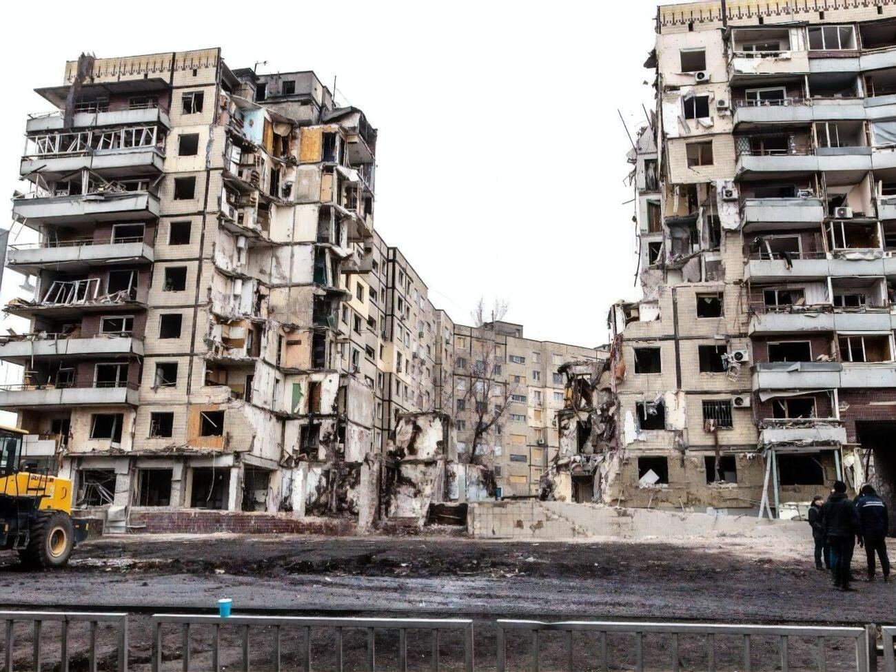 В результате ракетного удара РФ по Днепру 14 января обрушилась часть жилого девятиэтажного дома