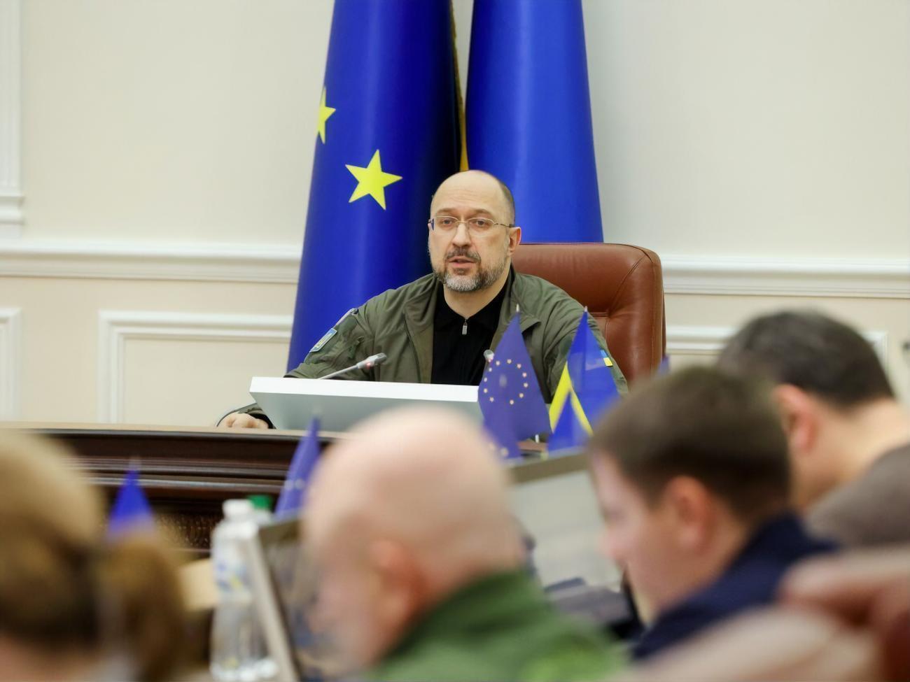 Для Украины важно "своевременно и в полном объеме" выполнить домашнюю работу, первая оценка которой состоится 3 февраля в ходе саммита Украина – ЕС, отметил Шмыгаль