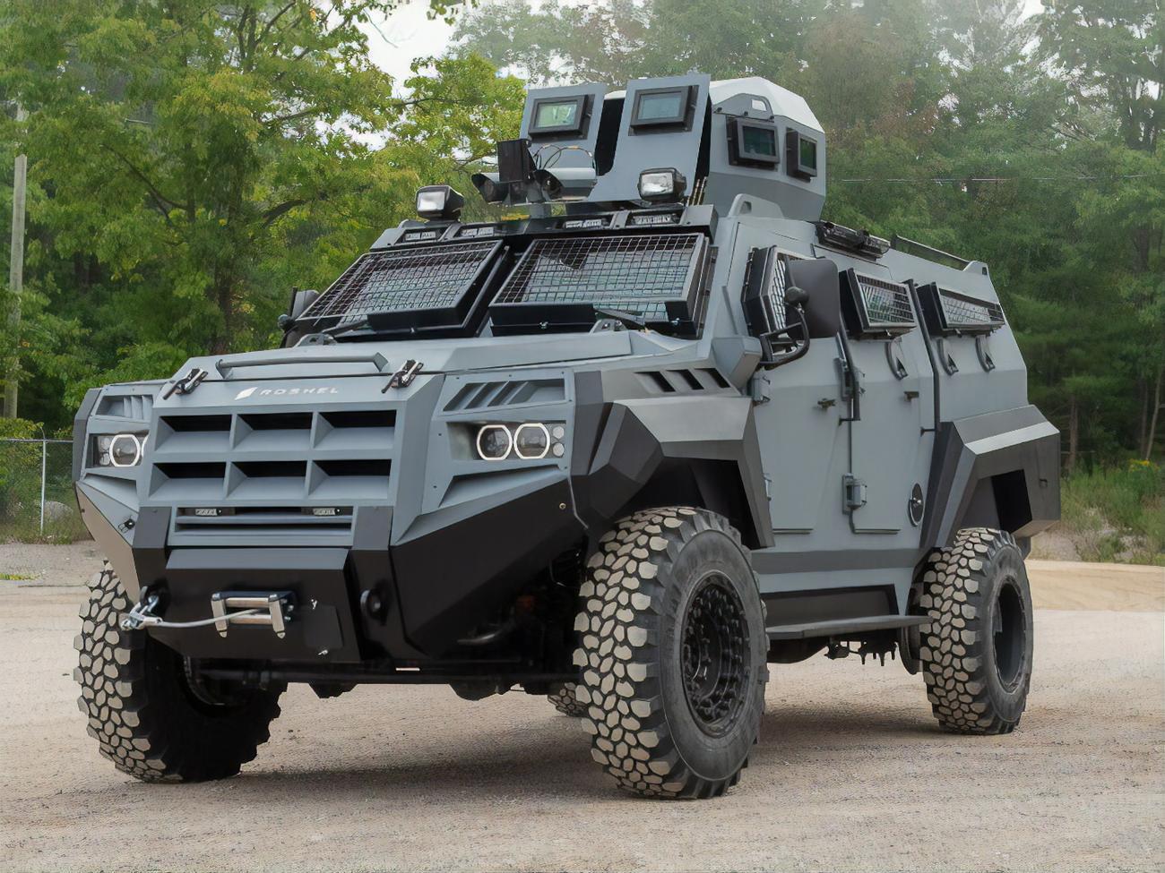 В Канаде услышали высокую оценку бронетехники компании Roshel от ВСУ, отметила глава минобороны страны