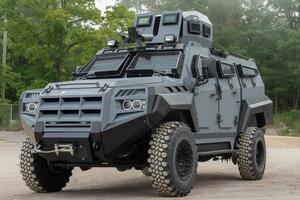 В Канаде услышали высокую оценку бронетехники компании Roshel от ВСУ, отметила глава минобороны страны