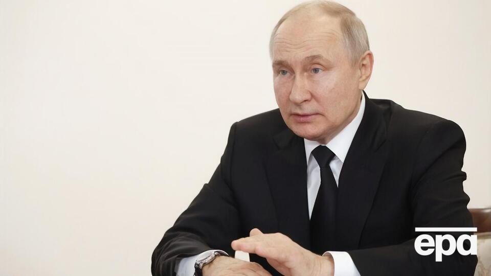 По утверждению Путина, "Россия примирилась" с тем, что Крым и Донбасс являются частью Украины, но "не могла не отреагировать" на происходящее там