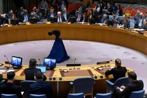 Заседание Совбеза ООН было созвано по инициативе России. Посол Украины возмутился, что присутствующие в очередной раз должны "слушать бред" Небензи