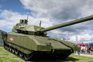Танк Т-14 "Армата" впервые был представлен на параде Победы в Москве в 2015 году