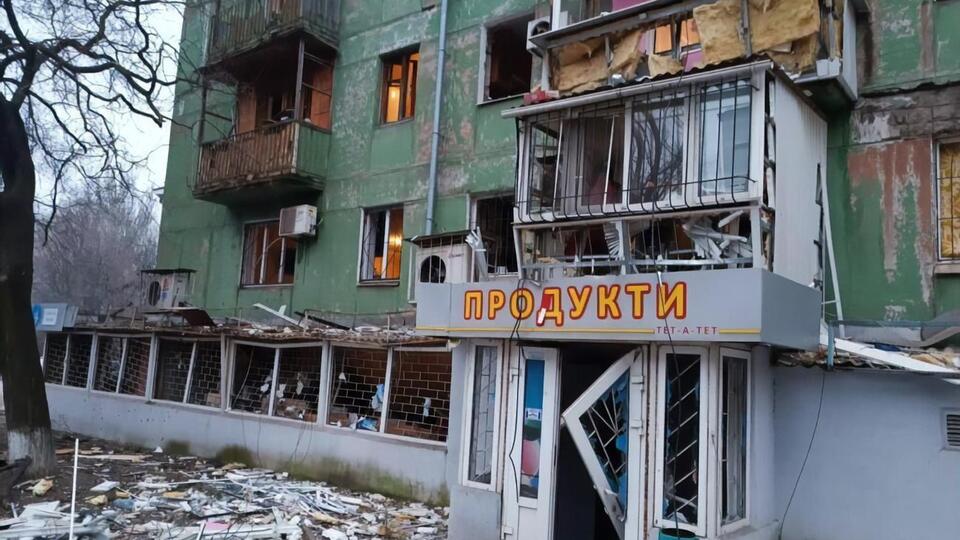 Оккупанты регулярно обстреливают населенные пункты Украины