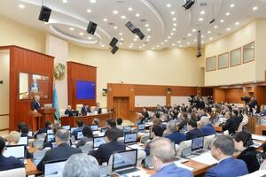 У парламенті Казахстану хочуть позбавити депутата мандата за підтримку РФ