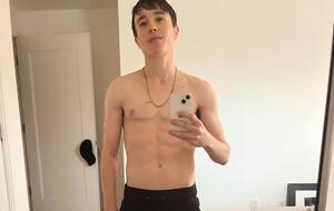 В декабре 2020 года актриса Эллен Пейдж совершила каминг-аут, попросив называть ее Эллиотом