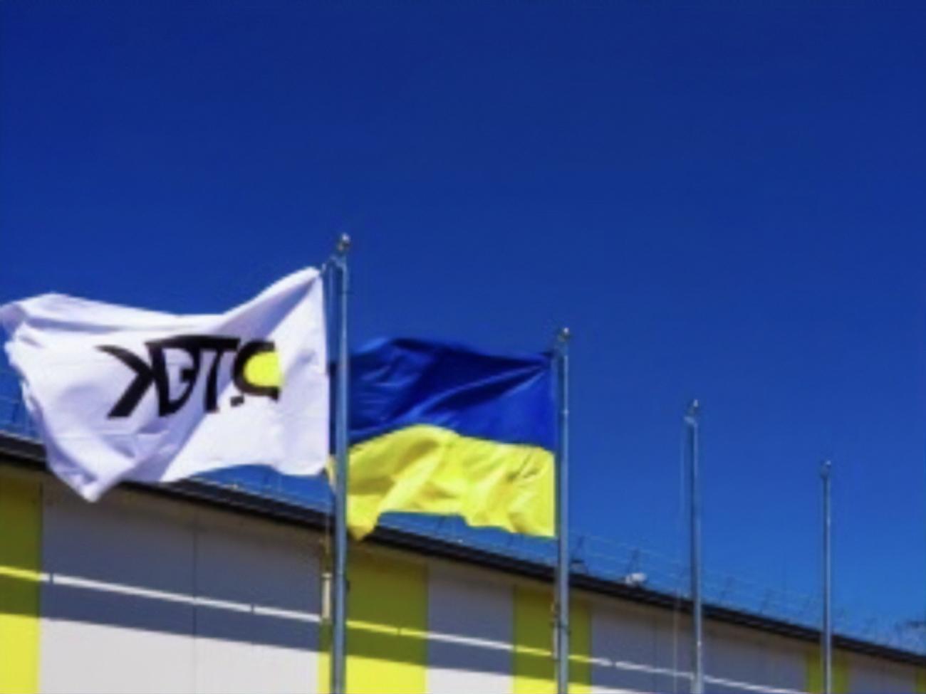 C начала войны бизнесы Рината Ахметова, его фонд и ФК "Шахтер" направили на помощь Украине и украинцам более 4,1 млрд грн