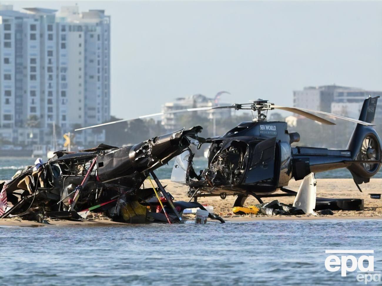 Одному з гелікоптерів вдалося здійснити приземлення