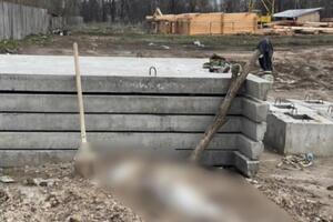 Чоловіка вбили, коли він відмовився вивантажувати та носити боєприпаси окупантам