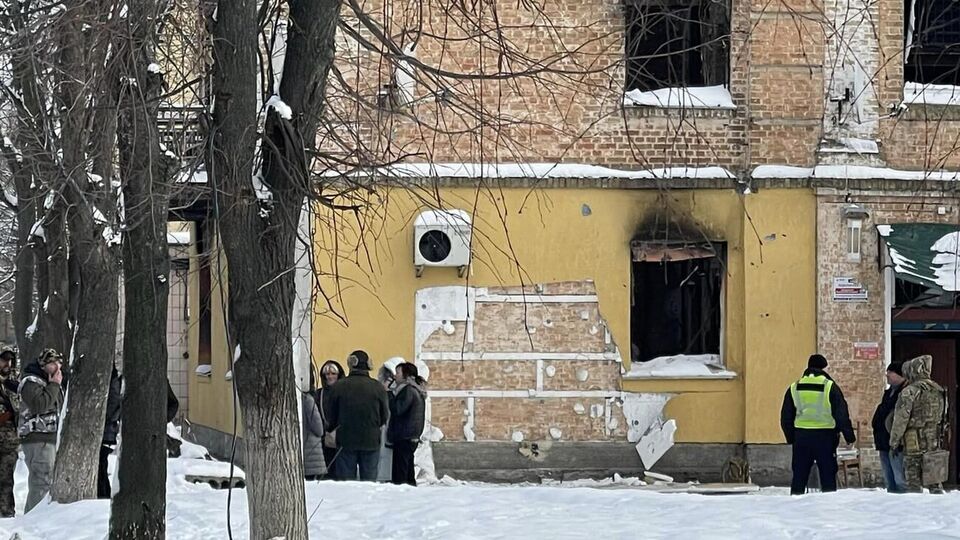 Месяц назад было похищено граффити Бэнкси в Гостомеле