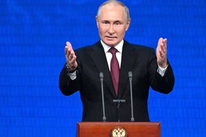 Шустер: Путін опинився при владі абсолютно випадково