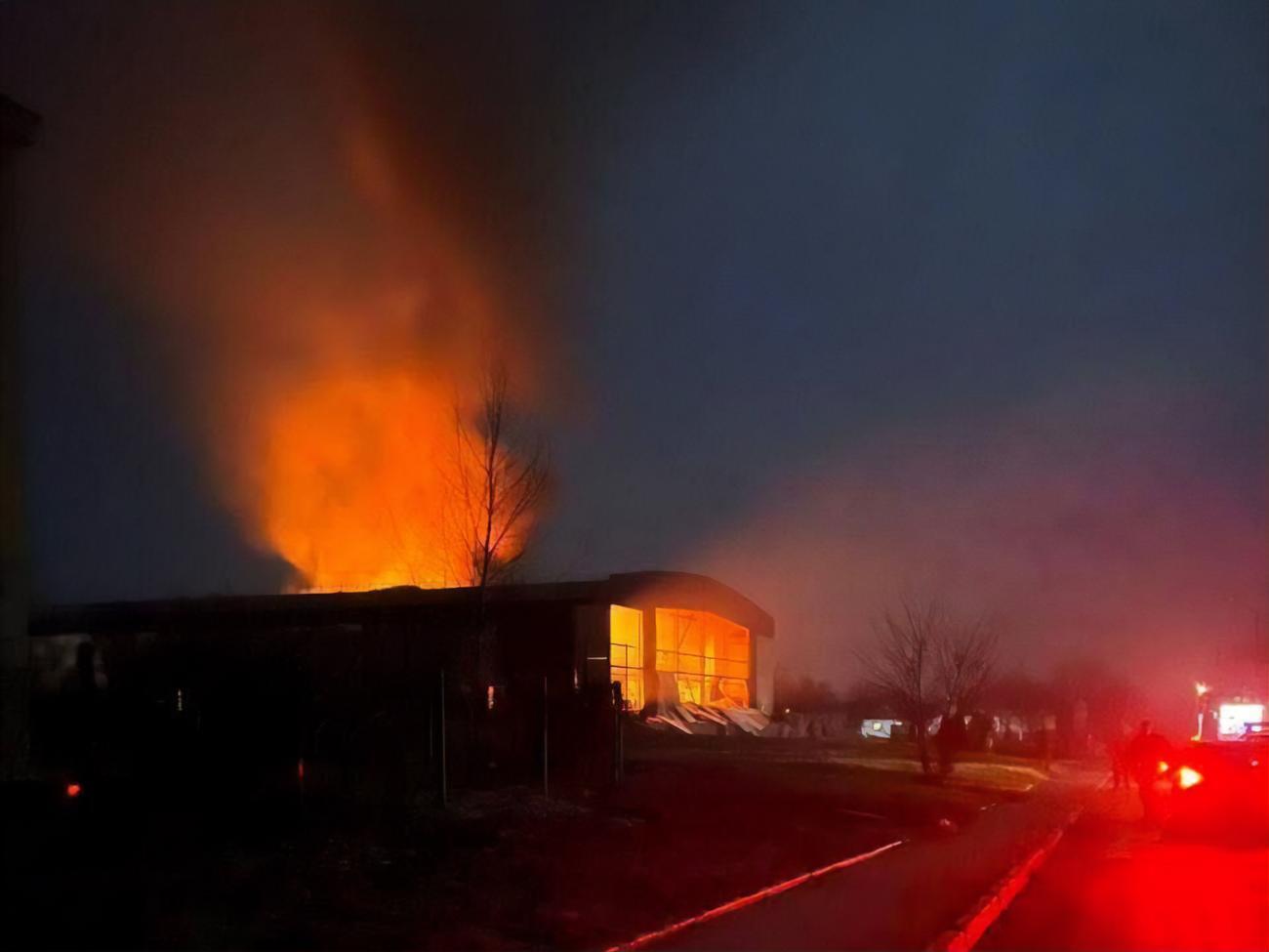 На ледовой арене&nbsp;"Альтаир"&nbsp;в Дружковке возник пожар