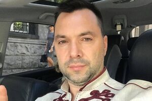 Арестович: На мені лежить колосальне навантаження: спілкування зі ЗМІ, яке дуже виснажує