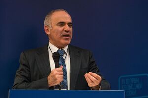 Лідери країн, які зберуться на "Рамштайні", мають покласти край дозованому постачанню зброї. Дайте Україні все, що їй треба