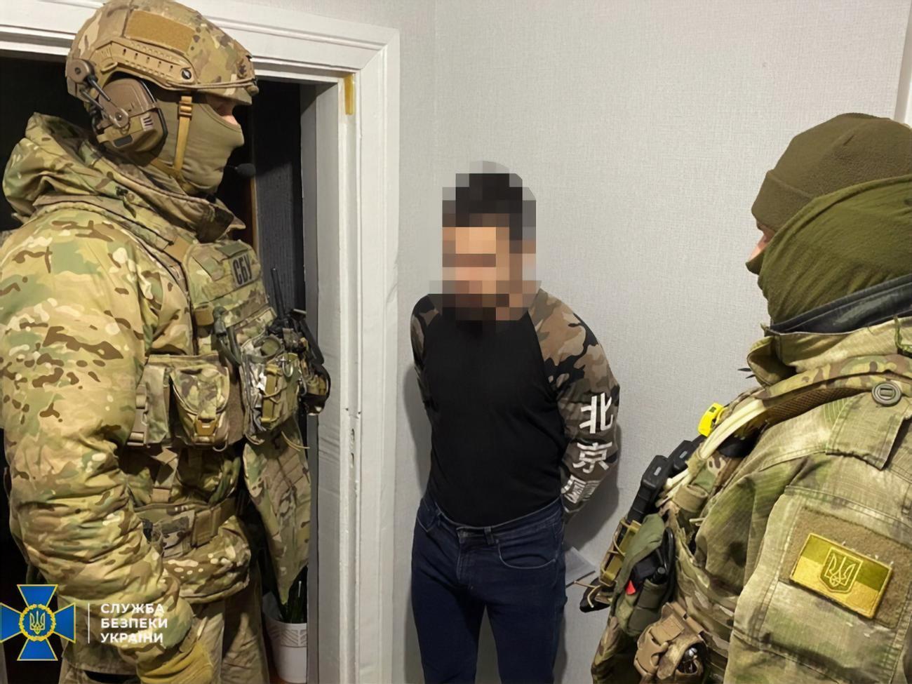 СБУ затримала сімох підозрюваних у коригуванні ракетних ударів по Дніпру