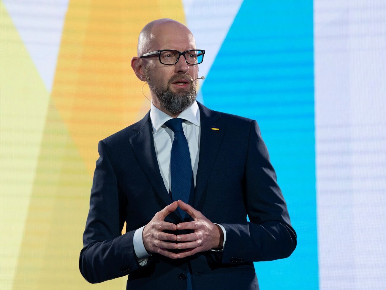 Яценюк назвав кроки, необхідні для протистояння Росії
