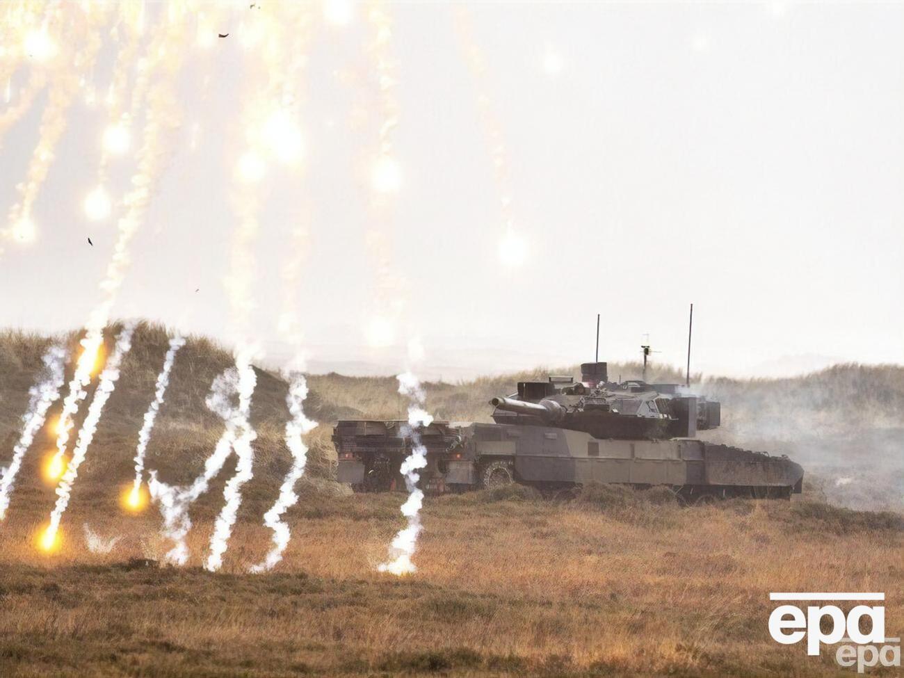 Впервые с начала полномасштабного вторжения РФ Украина ожидает поставки тяжелой бронетехники от западных партнеров, в том числе основных боевых танков Leopard 2