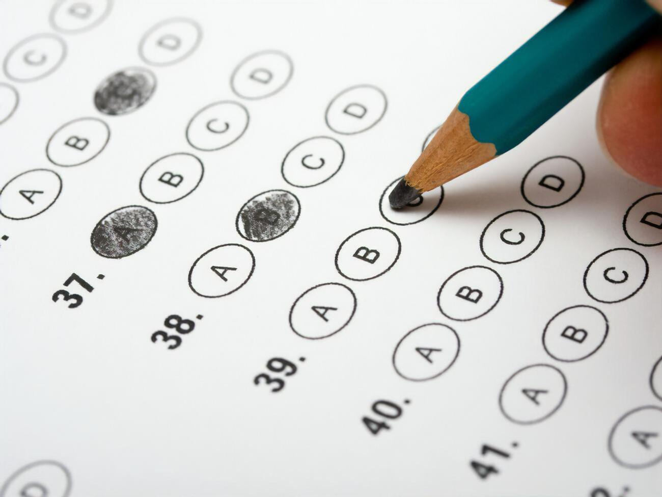 Абітурієнти складатимуть НМТ із трьох предметів