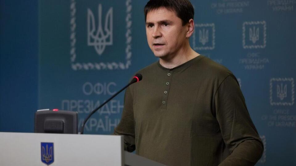 Подоляк тролить російську верхівку після новин про розміщення засобів ППО на дахах у Москві