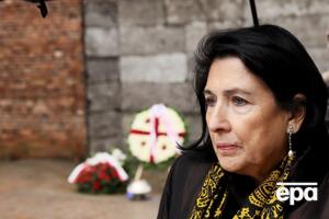 Зурабішвілі: Замість відновлення польотів уряду варто подбати про репутацію країни