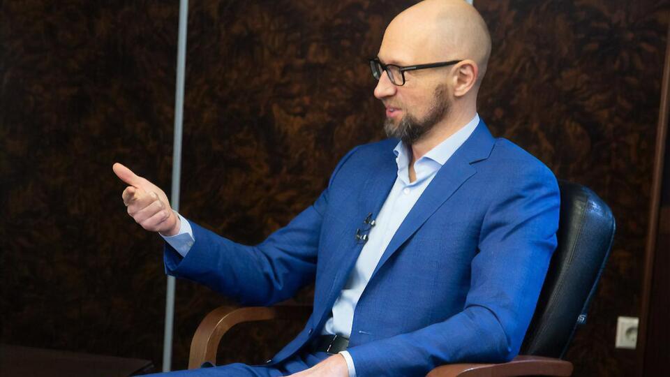 Яценюк: Мы боремся за безопасность и независимость не только Украины