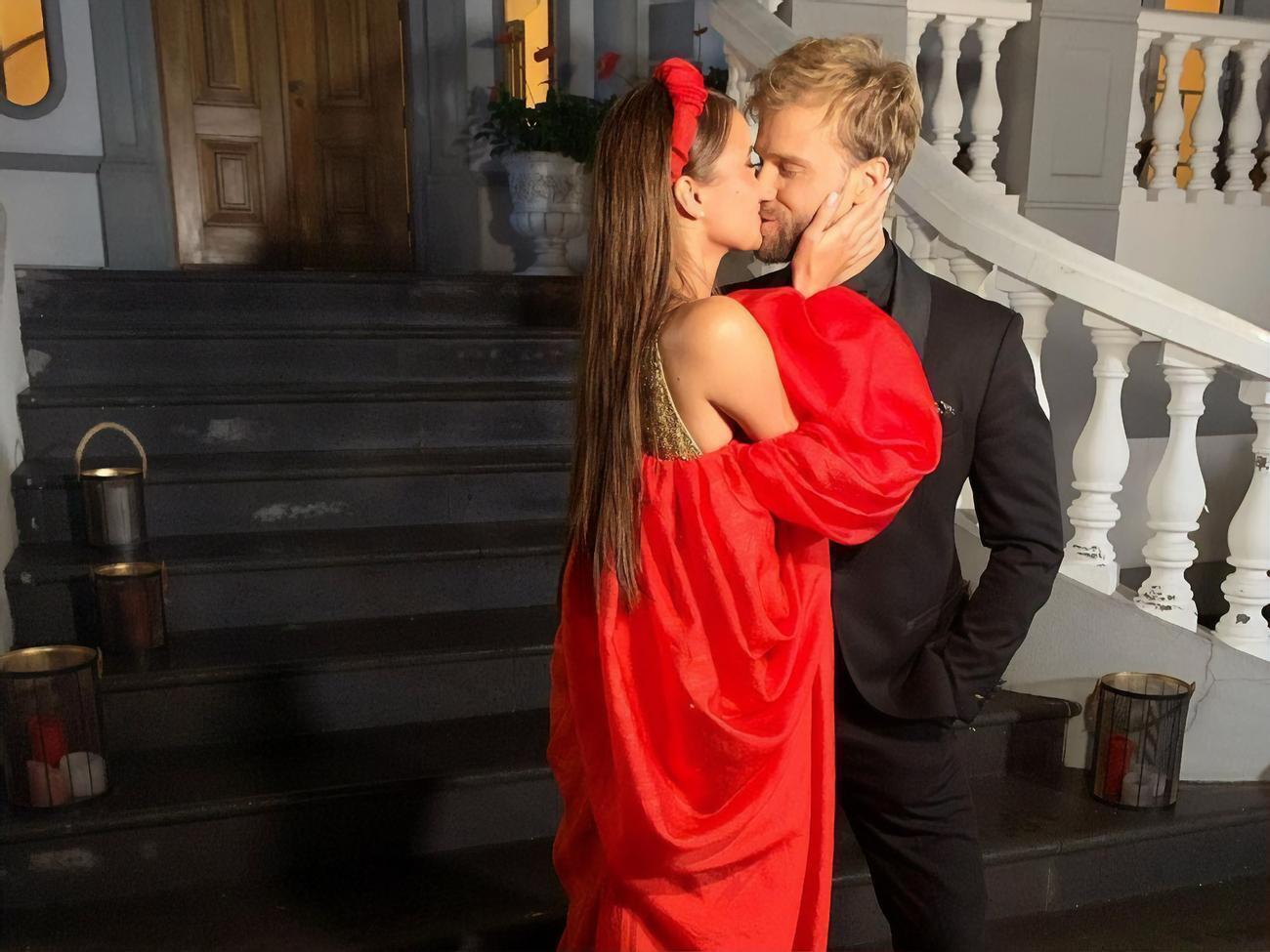 У фіналі шоу Топольський вибрав Лозовицьку