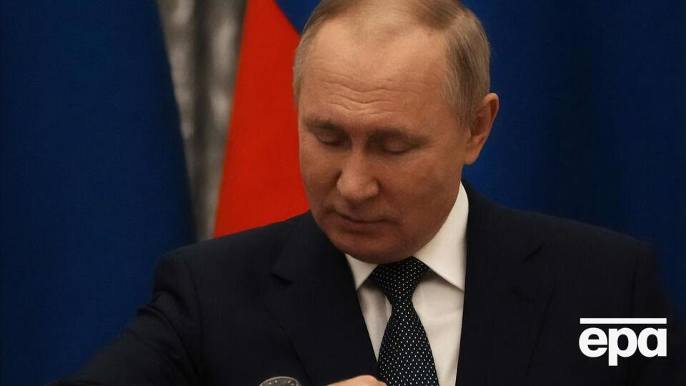 Путин находится у власти в РФ с 2000 года