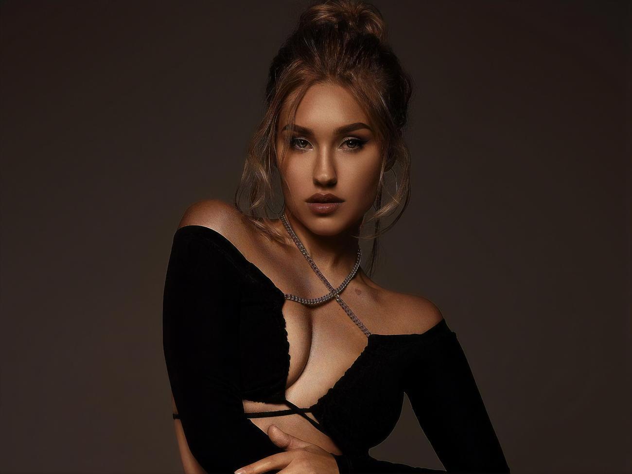 Улітку 2021 року Квіткова народила первістка