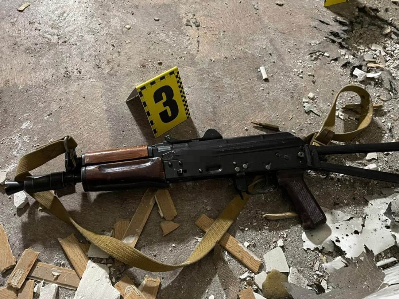 Після шести годин переговорів поліцейські затримали стрілка і вилучили зброю