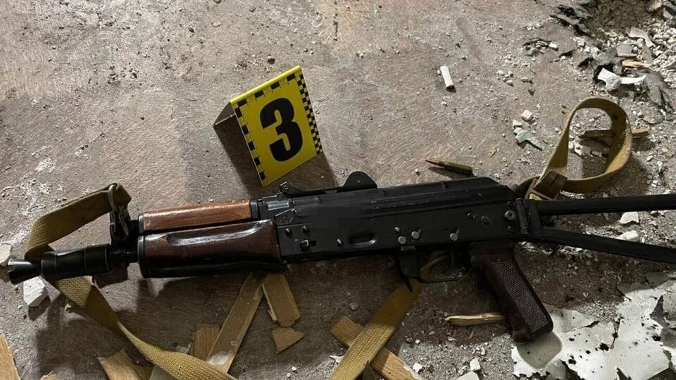 Після шести годин переговорів поліцейські затримали стрілка і вилучили зброю