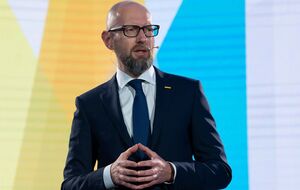 Яценюк заявил, что в будущем место тиранам будет только в "новой Гааге или новом Нюрнберге"