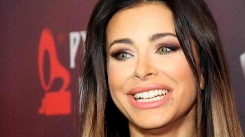 После 2014 года Ани Лорак строит карьеру в РФ