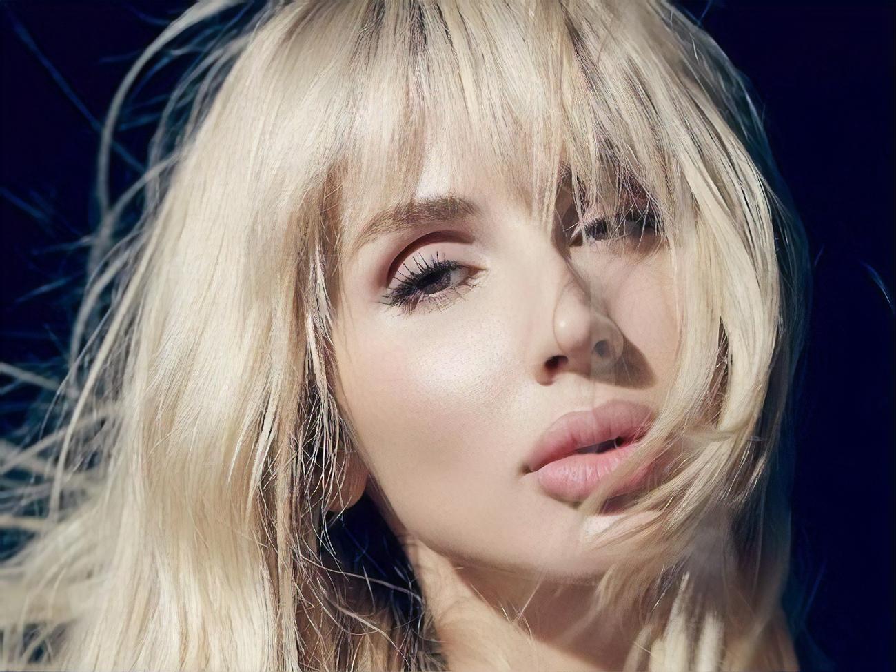 Loboda: Згадай, як лежали щасливі та прощені та як хотілося падати глибоко