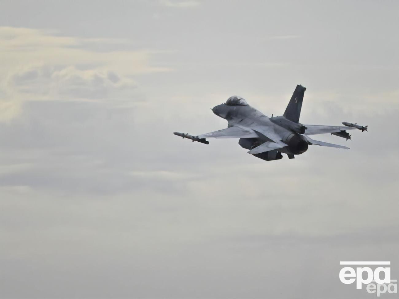 Киев не раз обращался к Вашингтону с просьбой о передаче истребителей F-16