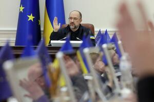 Кабмин назначил на должности членов наблюдательного совета НАК шесть победителей отбора, отметил Шмыгаль