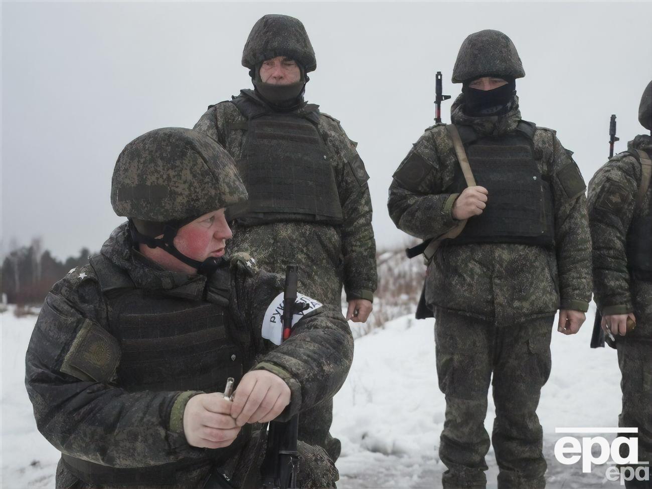 Заключенных без подготовки отправляют на передовую