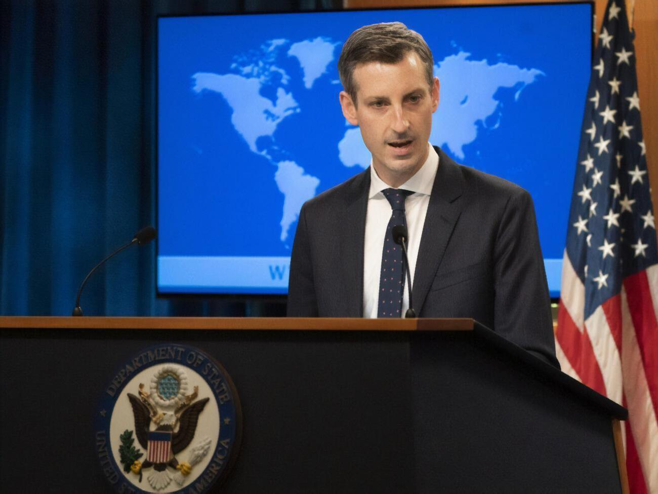 Прайс: Вашингтон ретельно відстежує поводження зі зброєю і дотримання законів війни з боку України