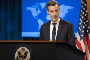 Прайс: Вашингтон ретельно відстежує поводження зі зброєю і дотримання законів війни з боку України