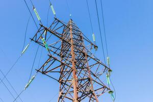 Росія восени і взимку здійснила 12 хвиль масованих ракетних і 14 безпілотних атак на українську енергетику