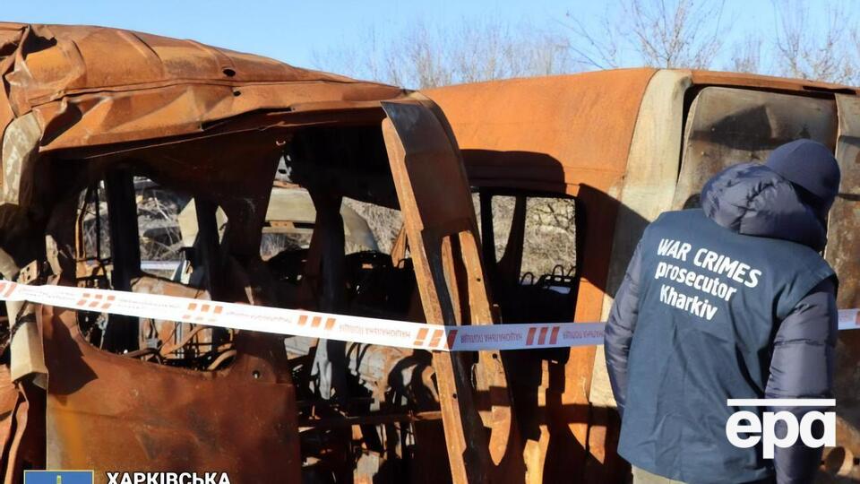 В обстріляному автобусі згоріло живцем дев'ятеро людей